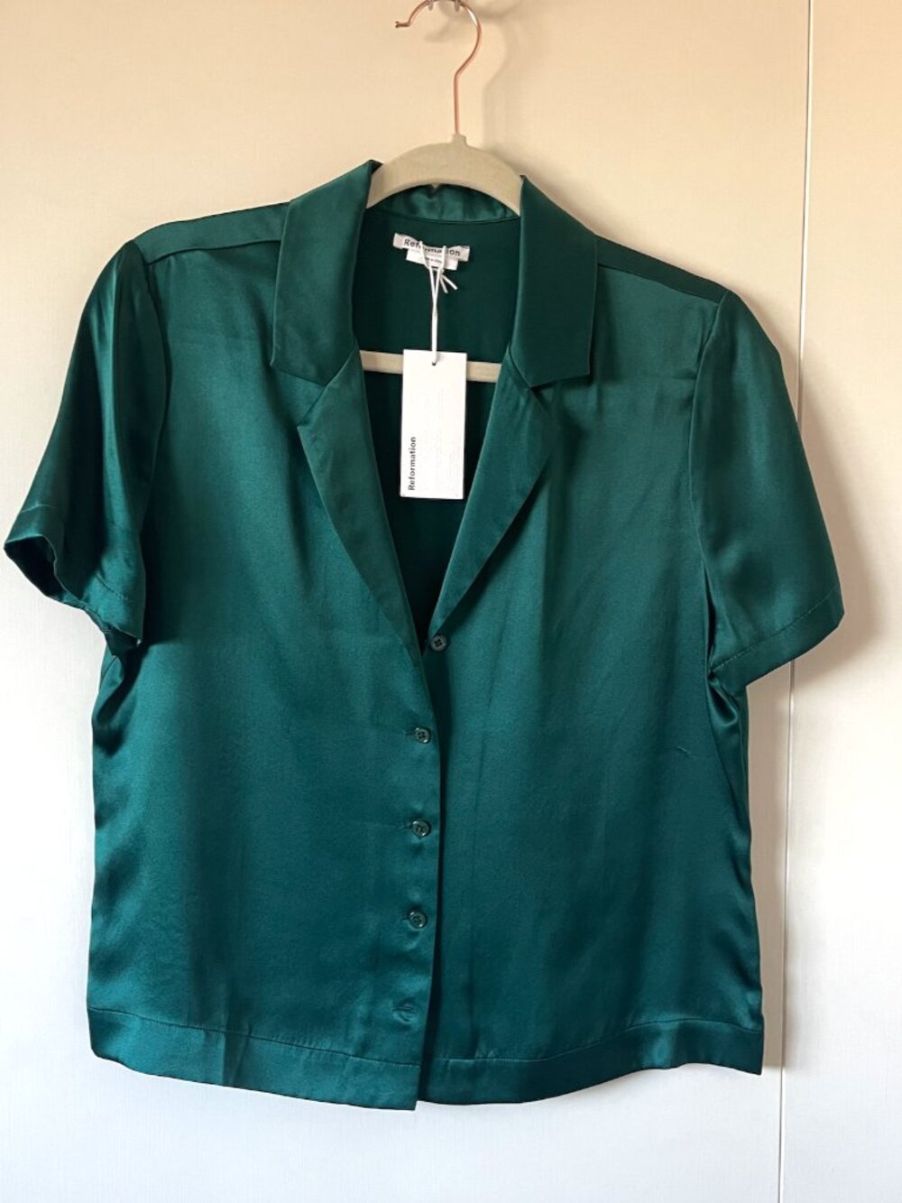 Reformation 100% Silk Emerald Green top // Small - Picture 2 of 5